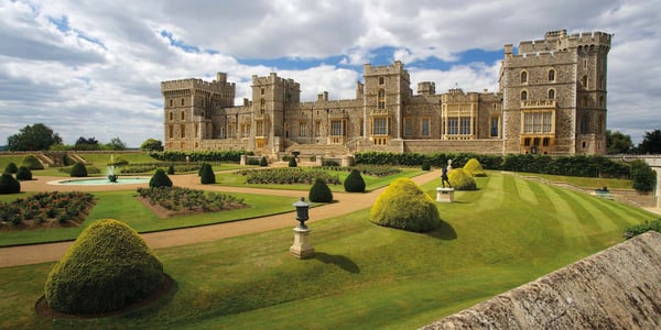Lâu đài Windsor - Chốn đi về quen thuộc của Hoàng gia Anh
