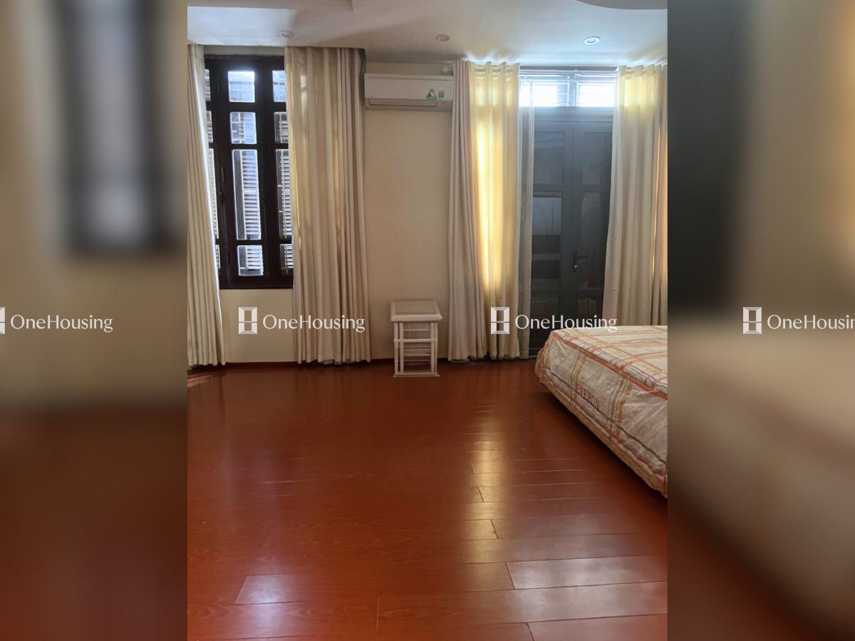Nhà mặt phố Yên Lạc, diện tích 128.3m² x 6 tầng, mặt tiền 6.54m