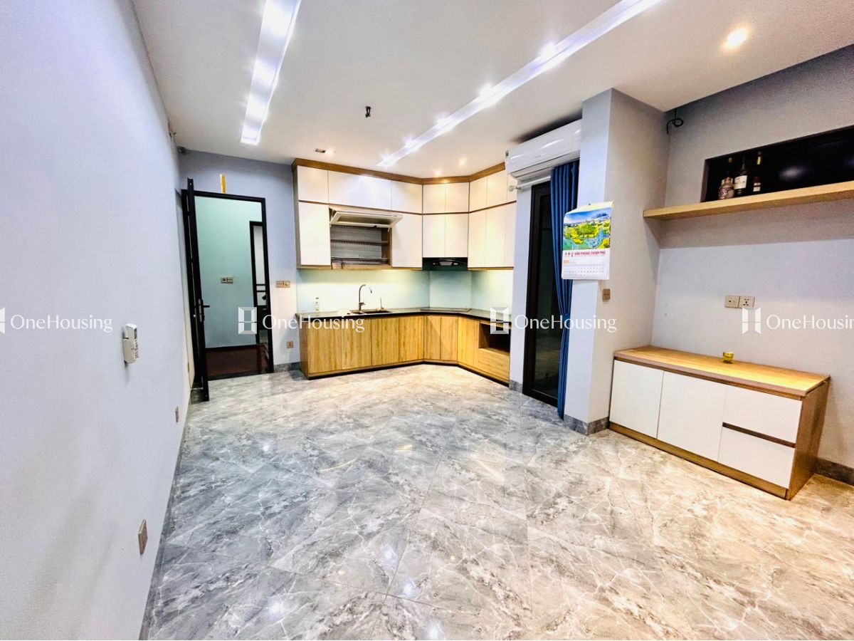 Nhà mặt ngõ cách Tam Khương 5m, diện tích 29.4m² x 6 tầng, mặt tiền 3.47m