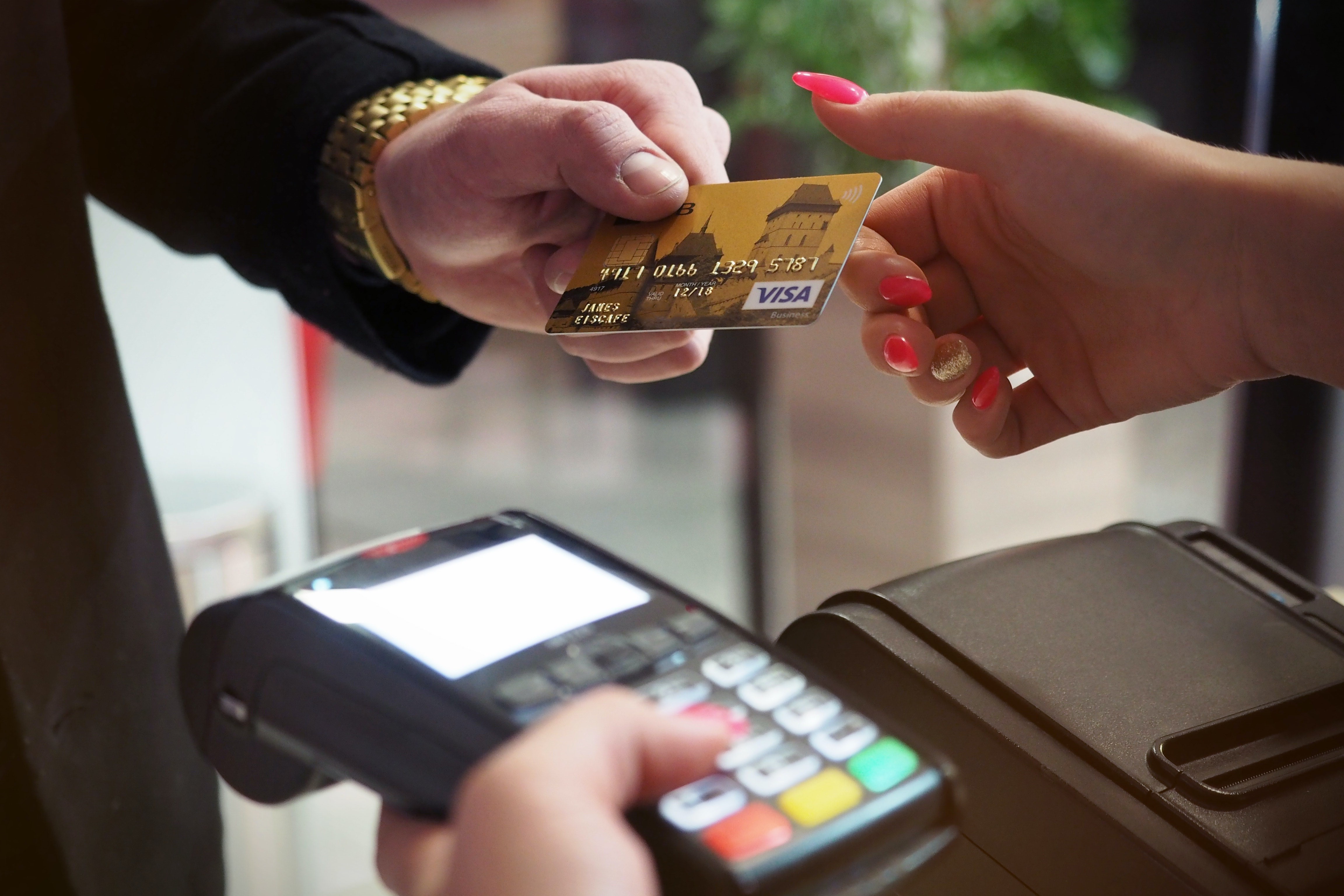 5 chú ý về lãi suất thẻ tín dụng để tránh mất tiền oan