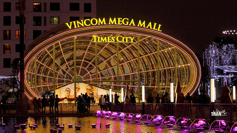 Vincom Mega Mall Times City không chỉ phục vụ riêng cụm dân cư chính của nó mà còn thu hút rất nhiều các bạn trẻ, gia đình có con nhỏ đến vui chơi tận hưởng trong những dịp lễ tết, cuối tuần. Ảnh: Times City